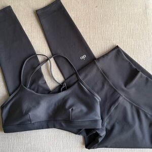 ALO Yoga Charcoal Sports Bra and Leggings Set